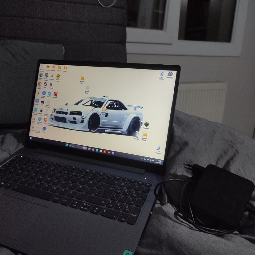 Lenovo IdeaPad 3 15ITL6 - Görsel 2