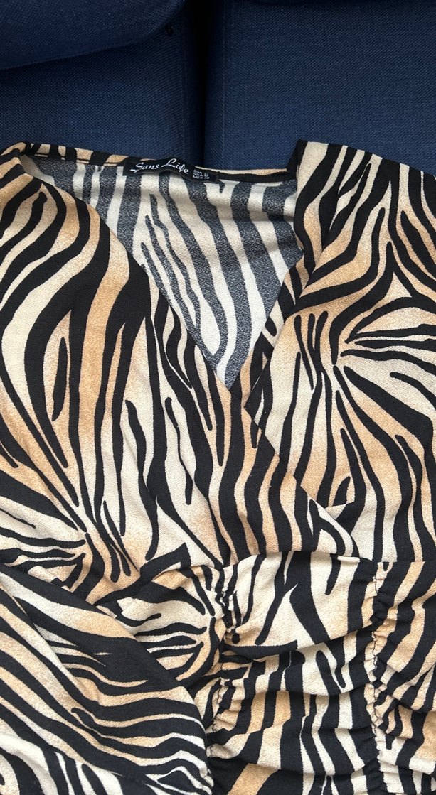 Kadın zebra desenli gömlek - Görsel 3