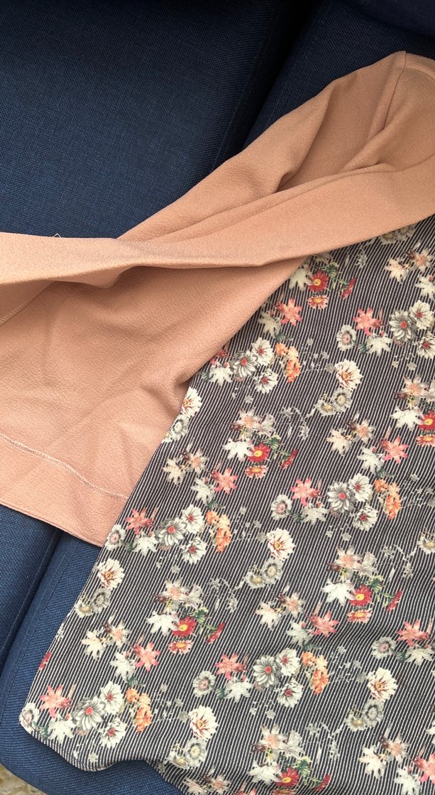 Açık pembe içi çiçekli ceketli üst - Görsel 3