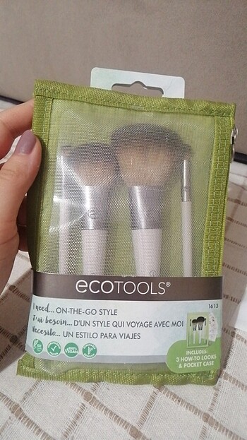 Ecotools on the Go Style Kıt 4lü Çantalı Seyahat Fırça Seti