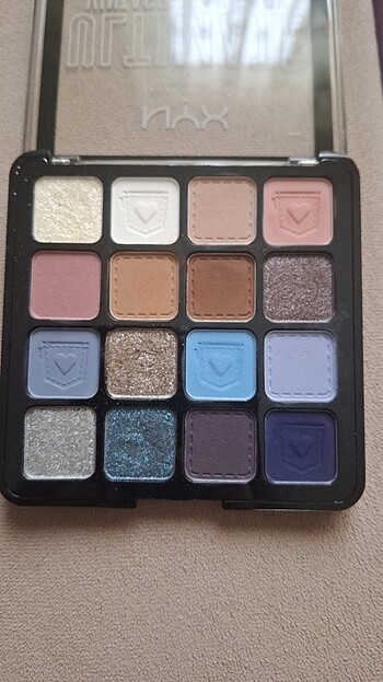 NYX Nyx Ultimate Vintage Jean Baby Far Paleti
