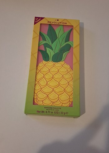 Revolution Pineapple Far Paleti