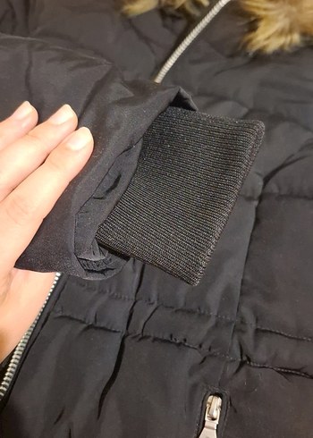 xs Beden H&M Kürklü Kapüşonlu Siyah Kadın Kışlık Mont