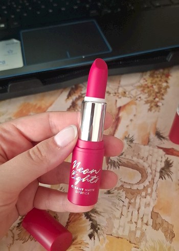 Beden pembe Renk Mua Mat Stick Ruj Seti