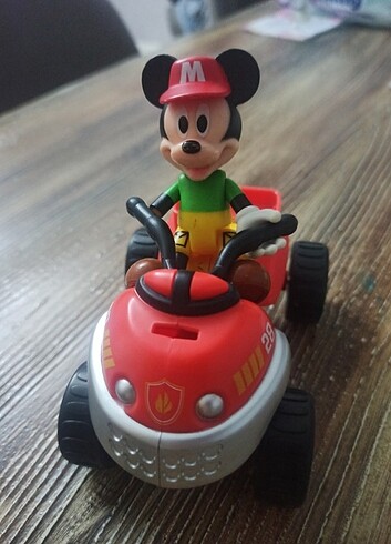  Beden Renk Mickey mouse racing araba