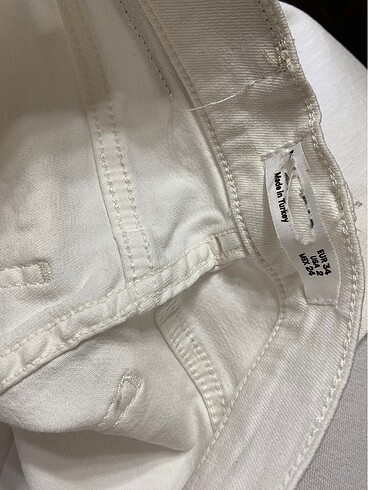 34 Beden beyaz Renk Pull&bear beyaz ispanyol paca pantolon