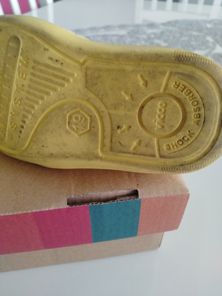 Kız Çocuk Sarı Polar Ev Terliği - Görsel 3