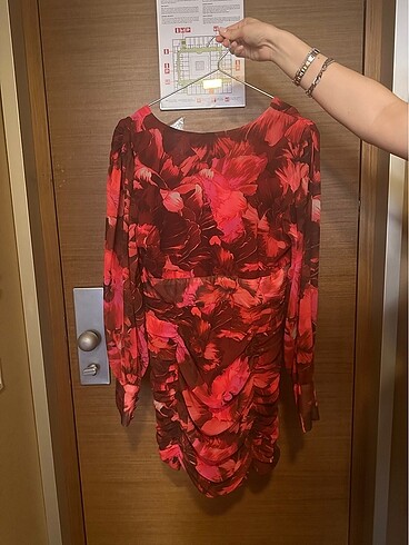 H&M Elbise
