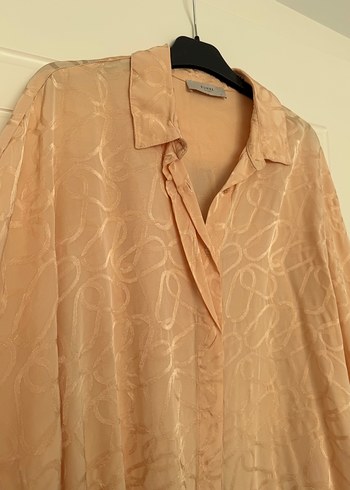 Zühre Bej Düğmeli V Yaka Kadın Keten Gömlek - Görsel 2