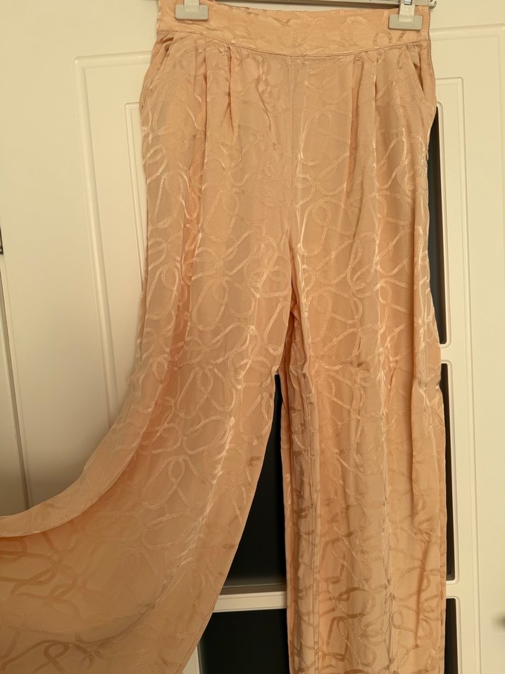 Zühre Bej Düğmeli V Yaka Kadın Keten Gömlek - Görsel 5