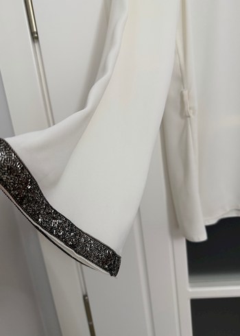 Beyaz Uzun Kollu Salaş Kadın Bluz - Görsel 3