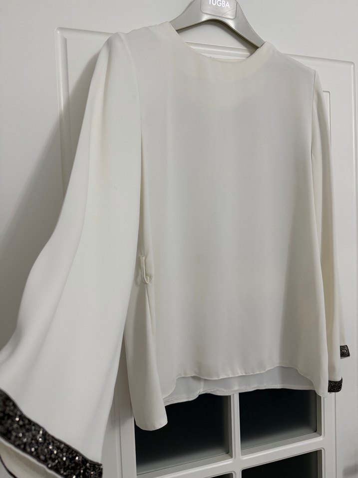 Beyaz Uzun Kollu Salaş Kadın Bluz - Görsel 2