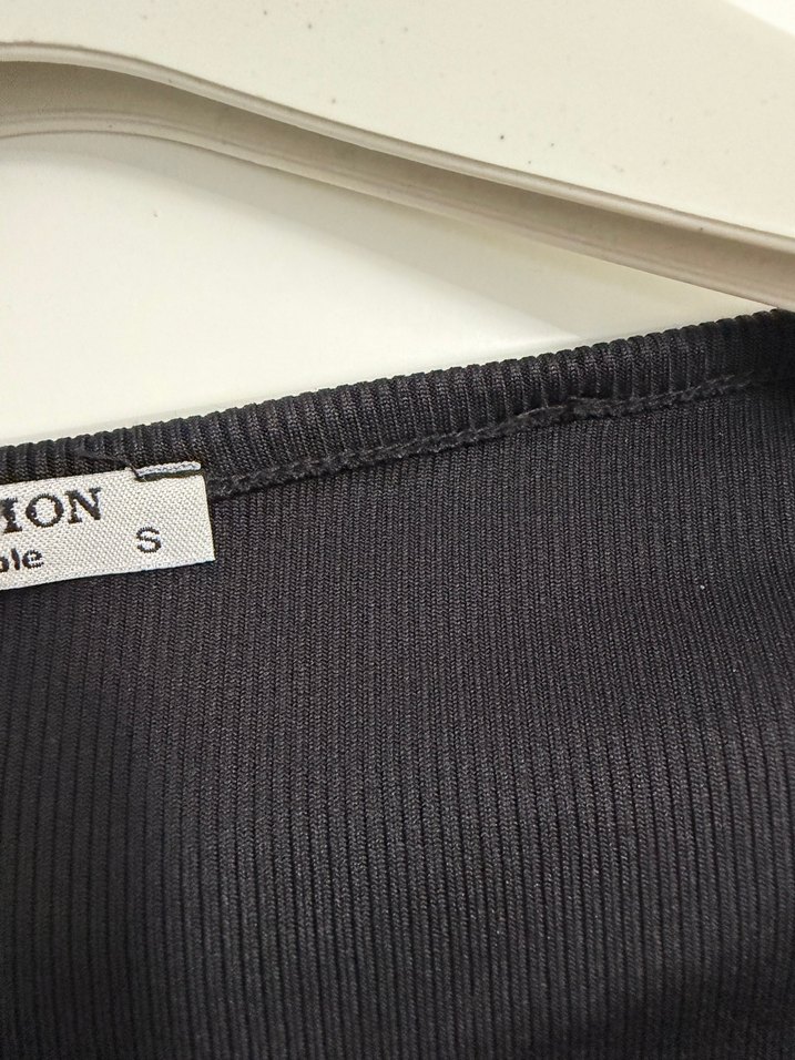 Siyah Uzun Kollu Kadın Bluz - Görsel 3