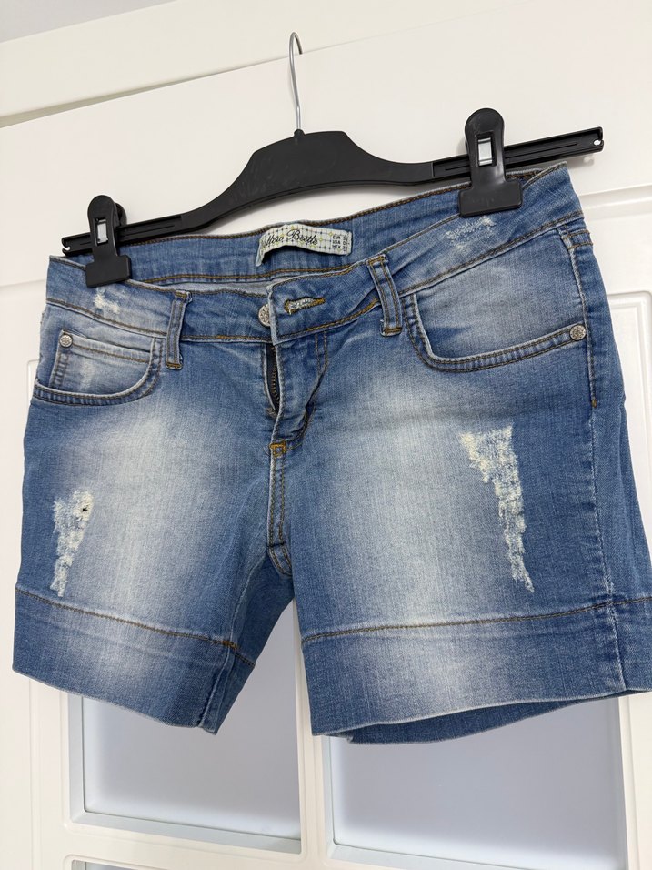 Kadın Mavi Rahat Kesim Kot Şort - Görsel 2