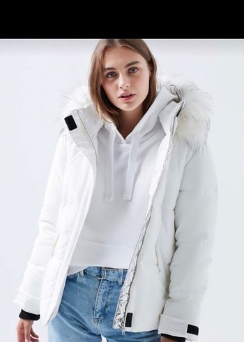 Mavi marka Beyaz Kürklü Kadın Kışlık Mont - Görsel 2