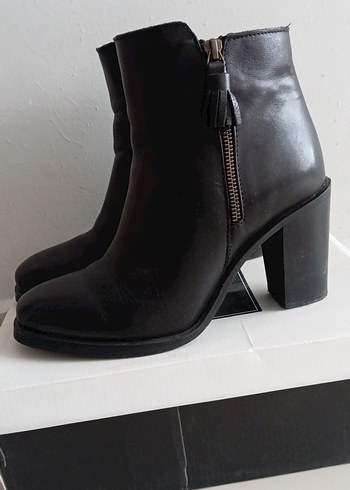 Hotiç marka Siyah Deri Topuklu Kadın Bot - Görsel 2