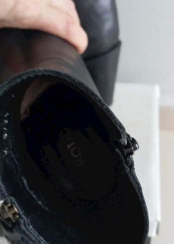 Hotiç marka Siyah Deri Topuklu Kadın Bot - Görsel 5