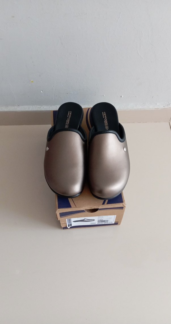 Ceyok Platin Rengi Kadın Dolgu Topuk Terlik - Görsel 2