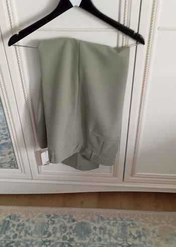 Kadın Yeşil Renk  Kumaş Pantolon Uzun Boy Fermuarlı 48 beden - Görsel 3