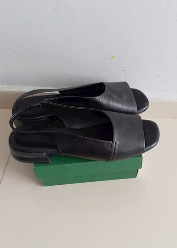 Elle Siyah elle markası,Kadın Dolgu Topuklu Sandalet