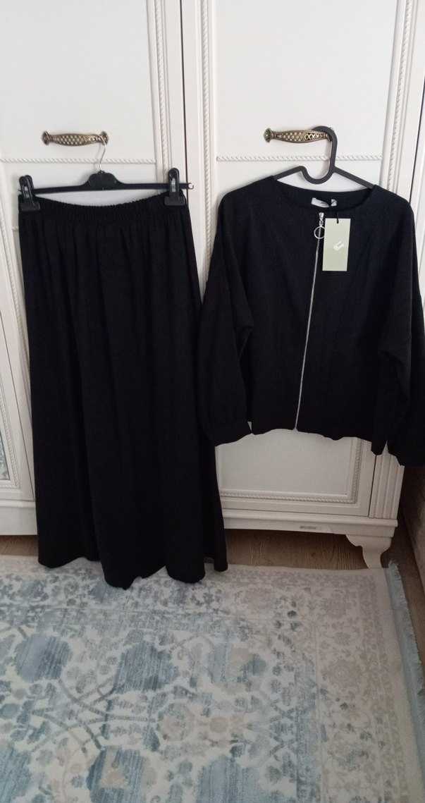 Siyah Kadın Uzun Bol Kesim Takım - Görsel 2