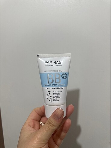 Farmasi Bb Cream Light to Medium 02