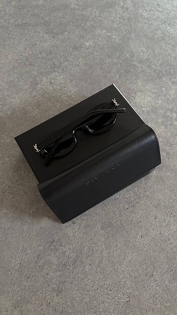 Beden siyah Renk Saint Laurent Gözlük