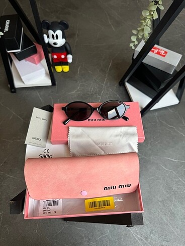 Miu Miu Gözlük