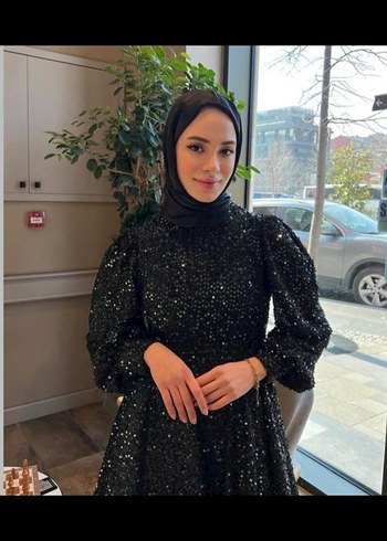 Zümrüt yeşili şık abiye - Görsel 3