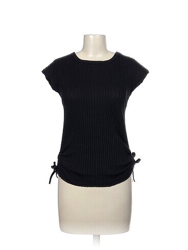 Diğer T-shirt %70 İndirimli.