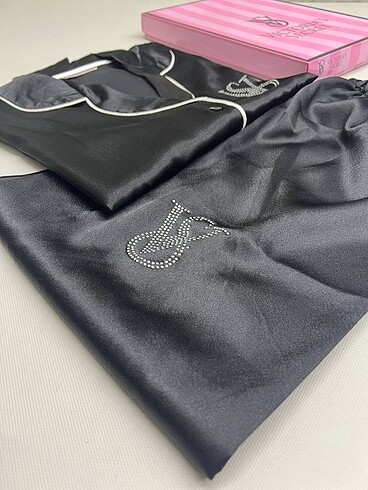 Victoria s Secret Victoria?s Secret Kutulu Pijama Seti