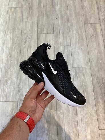Nike Air Max 270 Black White