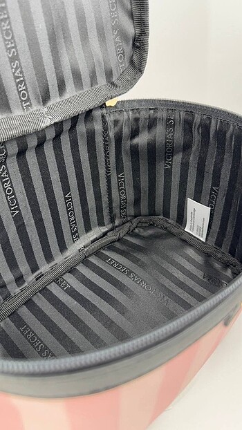 Victoria Secret Makyaj Seyahat Çantası - Görsel 6