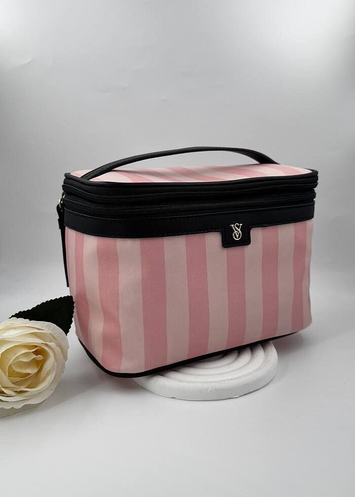 Victoria Secret Makyaj Seyahat Çantası - Görsel 4