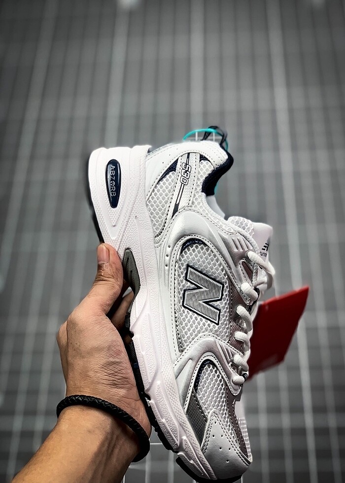 Faturalı Barkodlu New Balance 530 White Silver Navy - Görsel 4