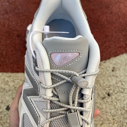 38 Beden New Balance 9060 Grey Lilac