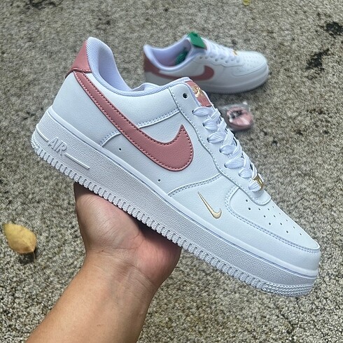 Nike Air Force 1 Low Essential White Pink