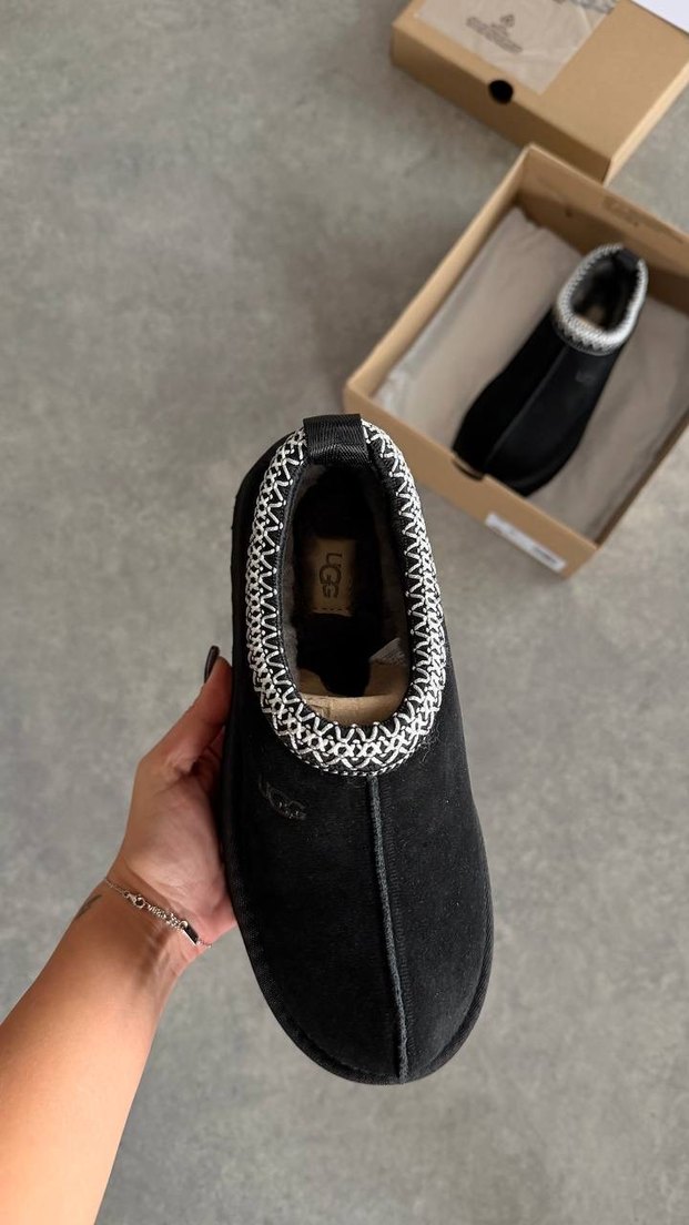 Ugg Siyah Toka Detaylı Dolgu Topuk Terlik - Görsel 3