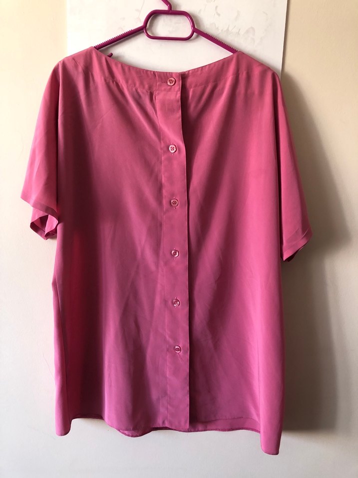 Pembe V Yaka Kısa Kollu Salaş Bluz - Görsel 2