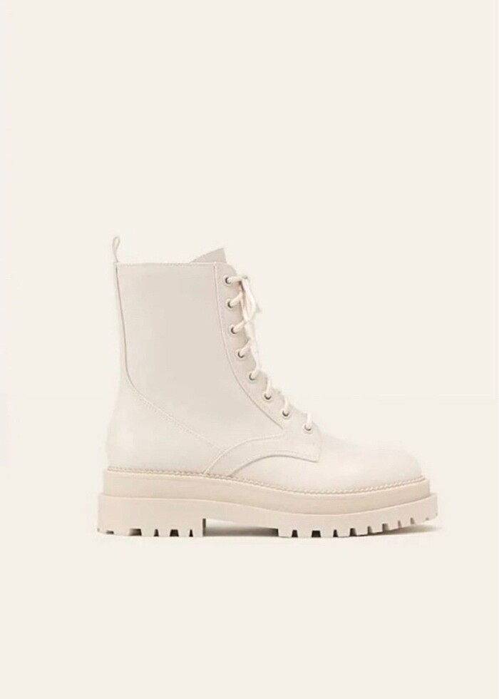 Stradivarius Bağcıklı Bot 2 saat giyinildi - Görsel 3