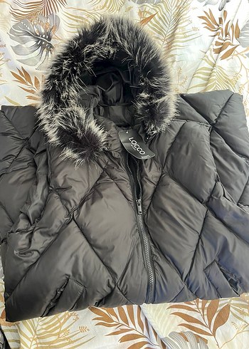 Gri Kadın Kapüşonlu Kış Montu - Görsel 2