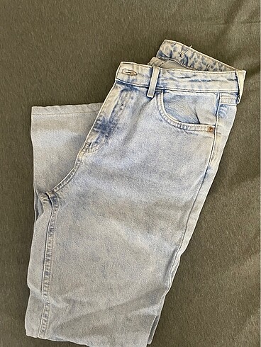 mom jean