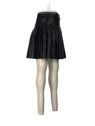 Bershka Bershka Mini Etek %70 İndirimli.