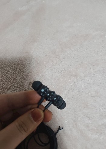 Siyah Kablolu Kulak İçi Kulaklık - Görsel 5