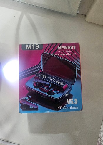 Siyah Kablosuz Bluetooth Kulaklıklar - Görsel 3