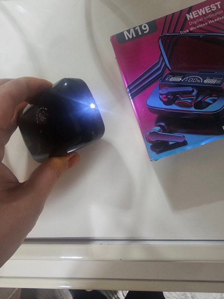 Siyah Kablosuz Bluetooth Kulaklıklar - Görsel 4