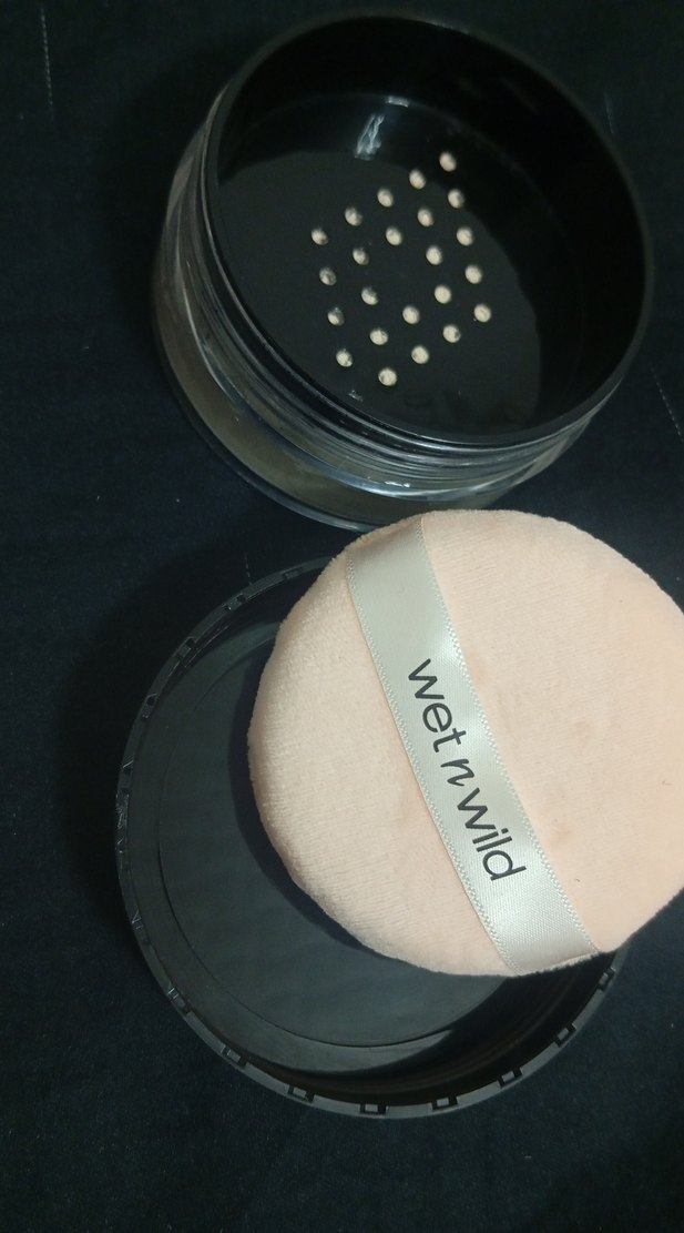 Wet n Wild Transparan Sabitleyici Pudra - Görsel 4