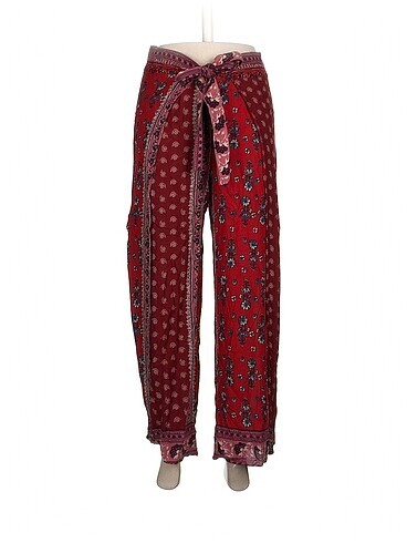 Mango Kumaş Pantolon %70 İndirimli.