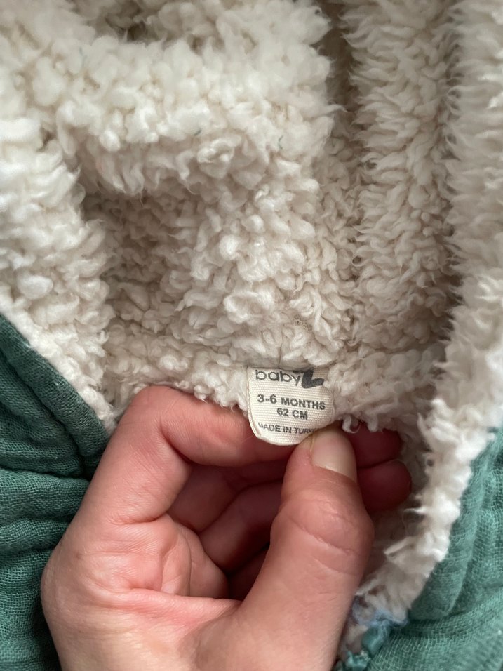 Yeşil Kapüşonlu Bebek Tulumu - Görsel 3