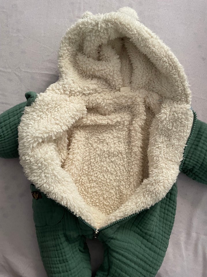 Yeşil Kapüşonlu Bebek Tulumu - Görsel 4